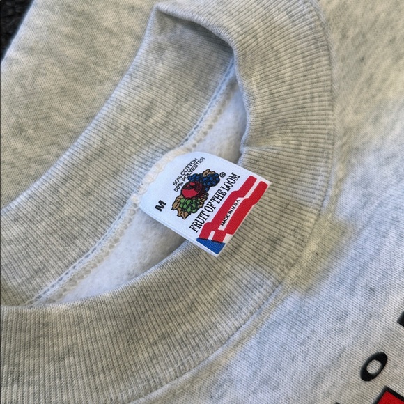 Vintage 90s Unisex FOTL Gray Heathered Poland Polish Heritage Sweatshirt Medium - Picture 8 of 9